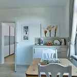 App-7-in-strandnaher-lage-baederstil-villa-in-wenningstedt-sylt Wenningstedt-Braderup