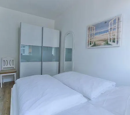App-7-in-strandnaher-lage-baederstil-villa-in-wenningstedt-sylt Apartamento *
